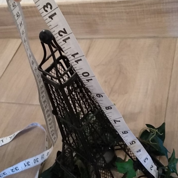 Eiffel Tower Votive Candle holder - Picture 5 of 10